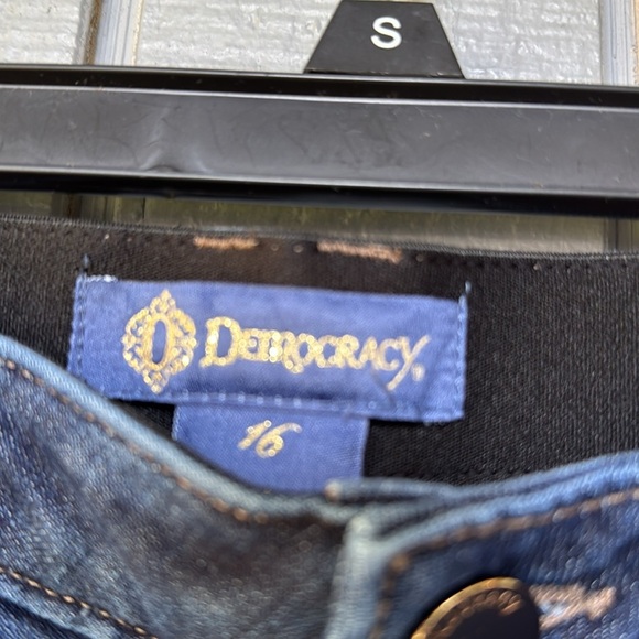 Democracy Denim Jeans Size 16 - Picture 4 of 9